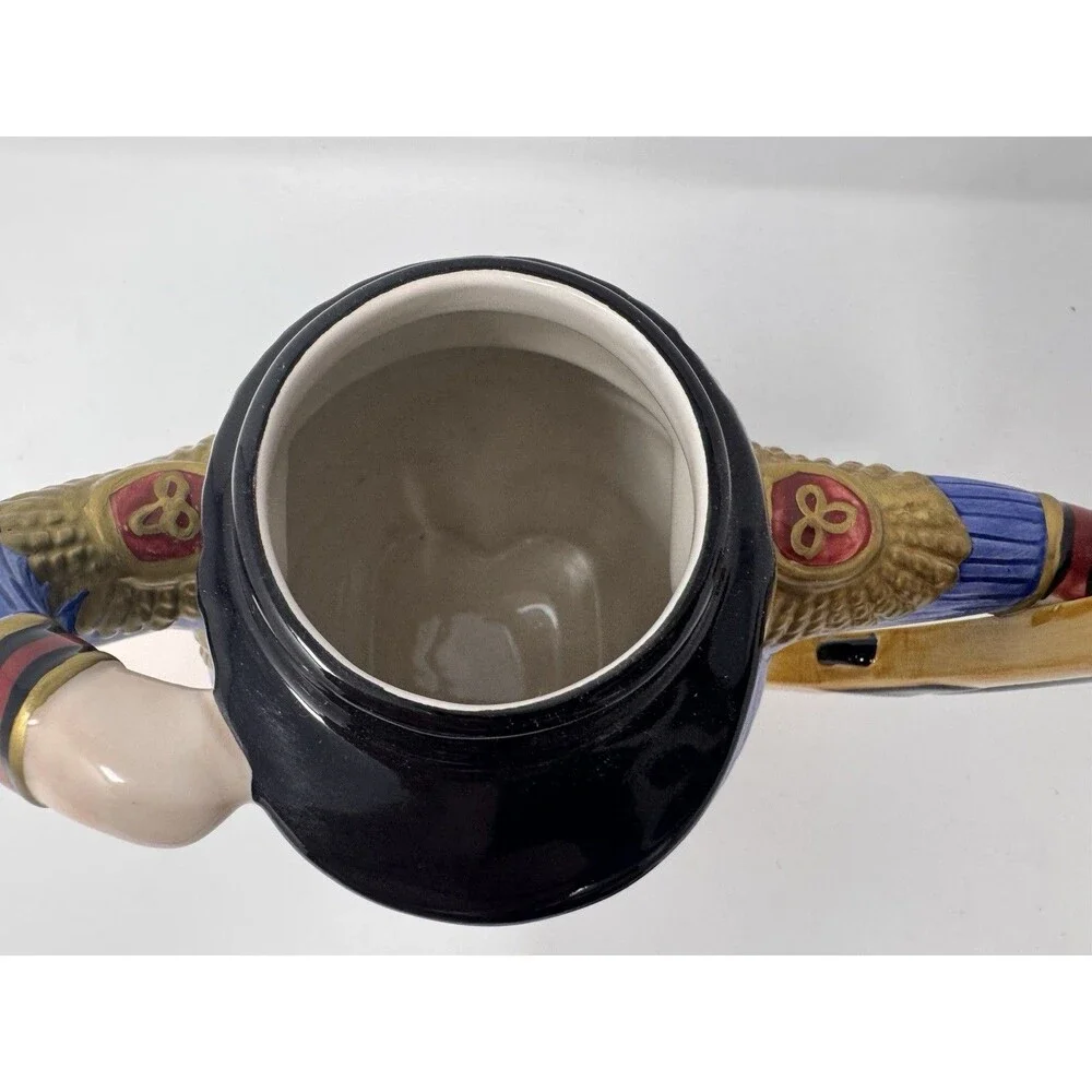 Fitz & Floyd Essentials Nutcracker Soldier Snack Therapy Bear Teapot Cup